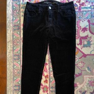 American eagle 360 super stretch ribbed velvet black jeans.